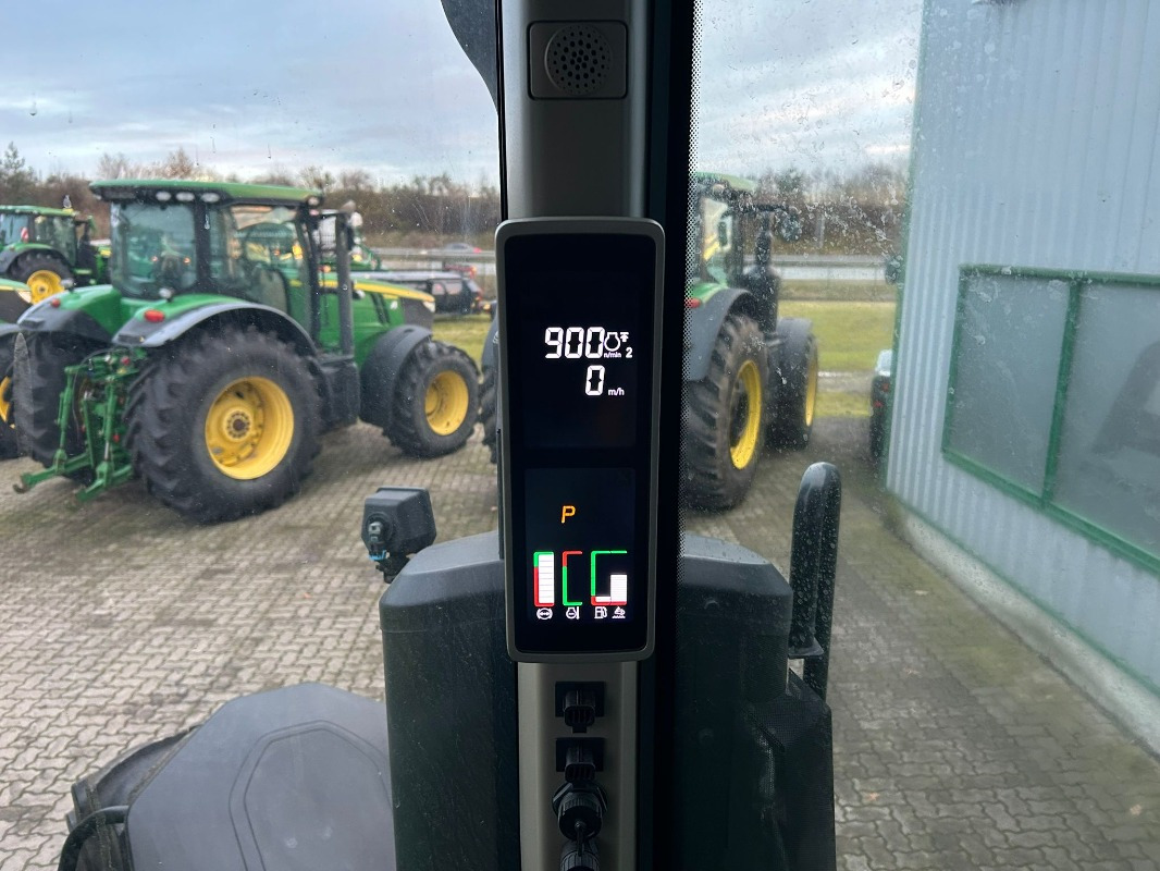 John Deere 7R 330 e23 - Traktor: gambar 3 John Deere 7R 330 e23 - Traktor: gambar 3