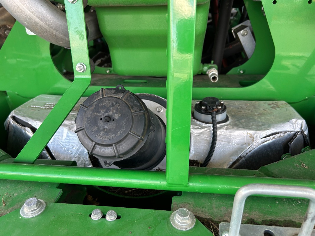 John Deere 8400 mit Kemper 475 Plus - Mesin pemanen: gambar 4 John Deere 8400 mit Kemper 475 Plus - Mesin pemanen: gambar 4