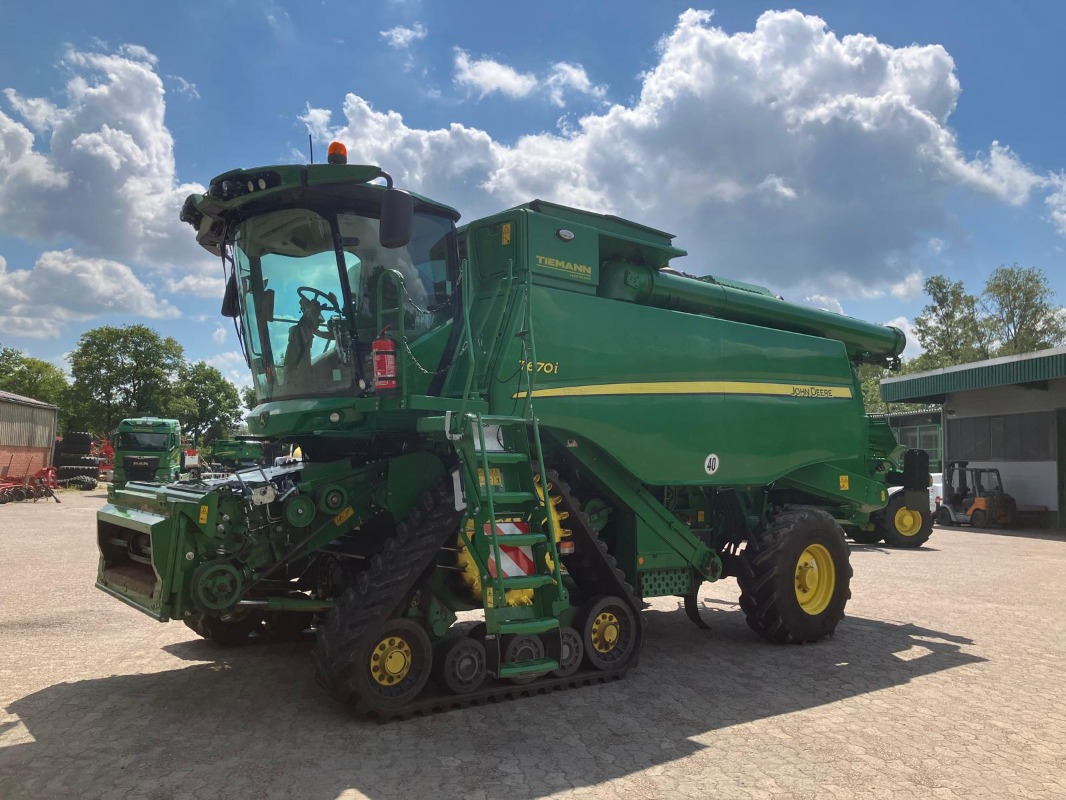John Deere T670 - Pemanen gabungan: gambar 1 John Deere T670 - Pemanen gabungan: gambar 1