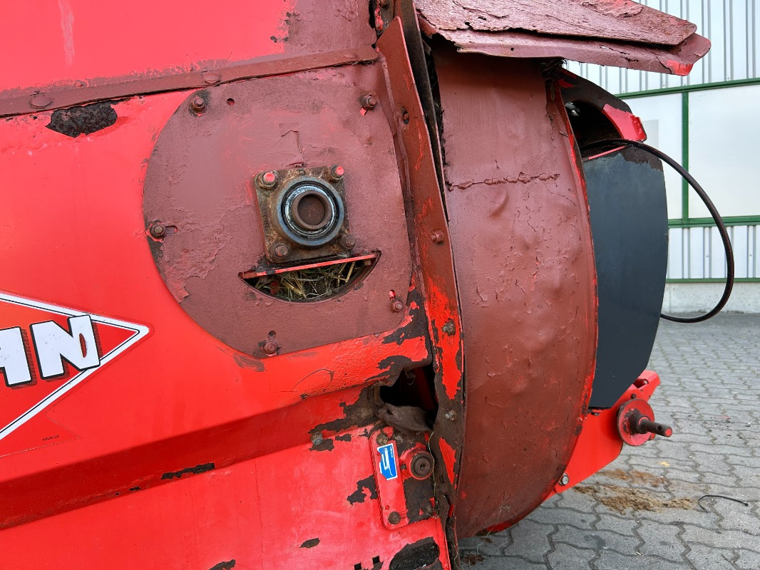 Kuhn Primor 2060 M - Peralatan silo: gambar 2 Kuhn Primor 2060 M - Peralatan silo: gambar 2