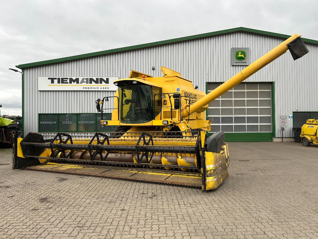 New Holland TX 68 Plus - Pemanen gabungan: gambar 1 New Holland TX 68 Plus - Pemanen gabungan: gambar 1