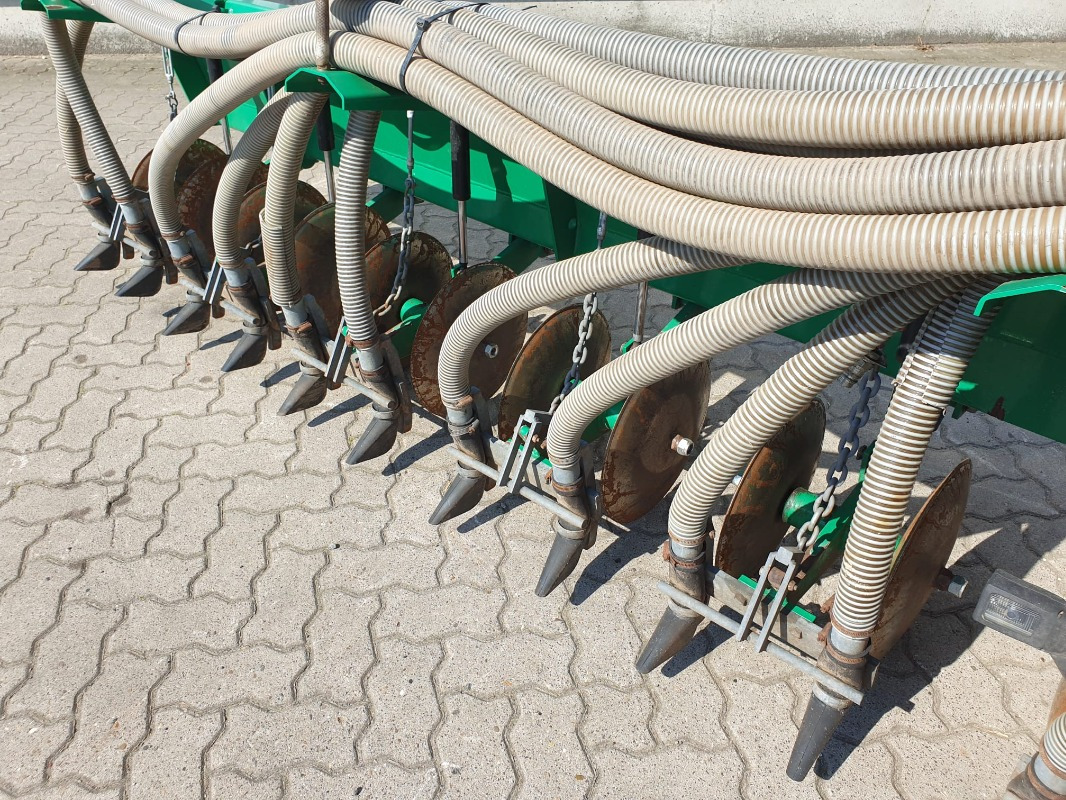 Samson TE 8 - Peralatan pemupukan: gambar 3 Samson TE 8 - Peralatan pemupukan: gambar 3