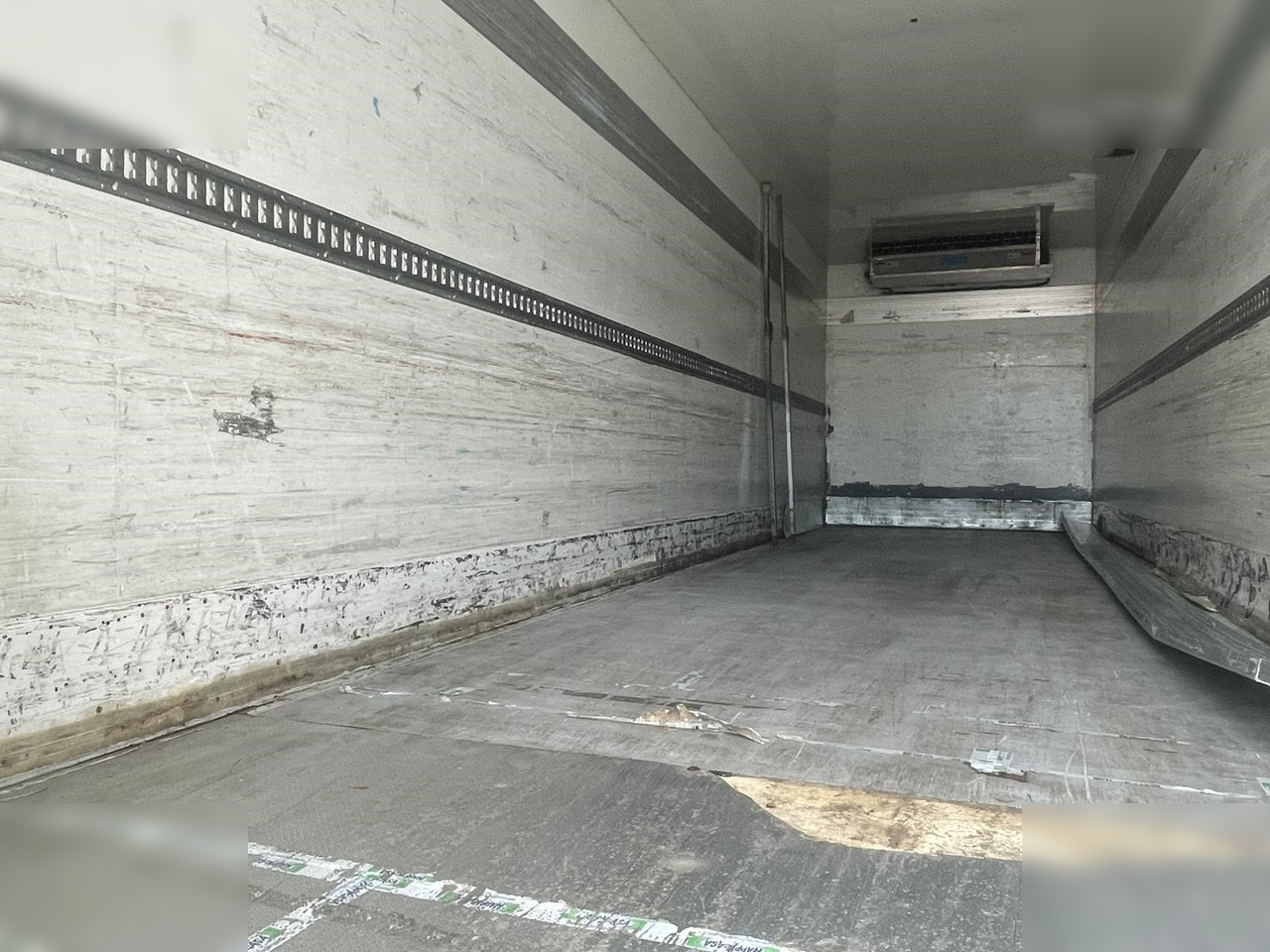 IVECO STRALIS 400 - Truk berpendingin: gambar 3 IVECO STRALIS 400 - Truk berpendingin: gambar 3