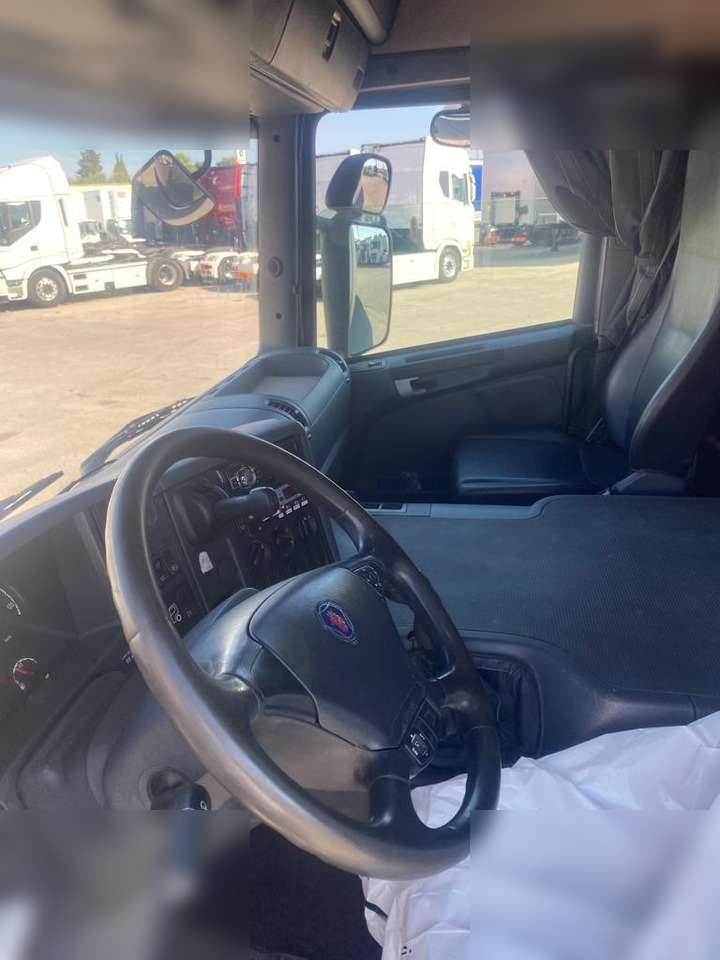 SCANIA P280 - Truk box: gambar 5 SCANIA P280 - Truk box: gambar 5