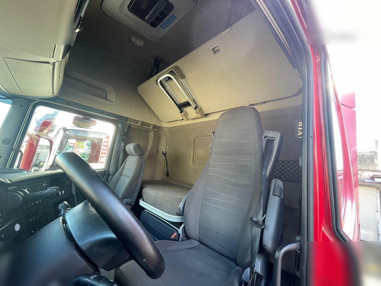 SCANIA R450 - Pengangkut kontainer/ Container truck: gambar 4 SCANIA R450 - Pengangkut kontainer/ Container truck: gambar 4