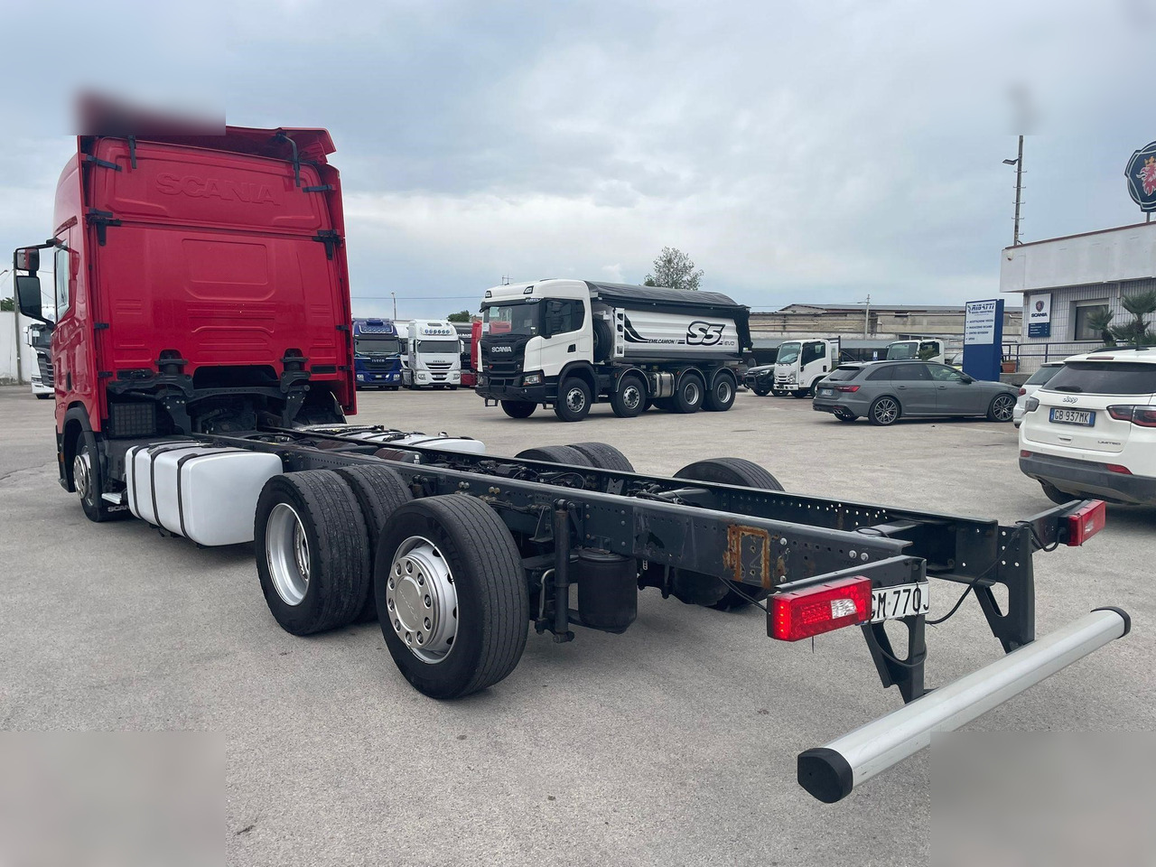 SCANIA R450 - Truk dengan terpal samping: gambar 4 SCANIA R450 - Truk dengan terpal samping: gambar 4