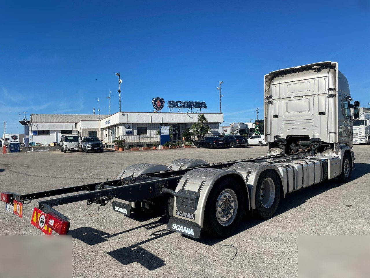 SCANIA R580 - Truk sasis: gambar 4 SCANIA R580 - Truk sasis: gambar 4