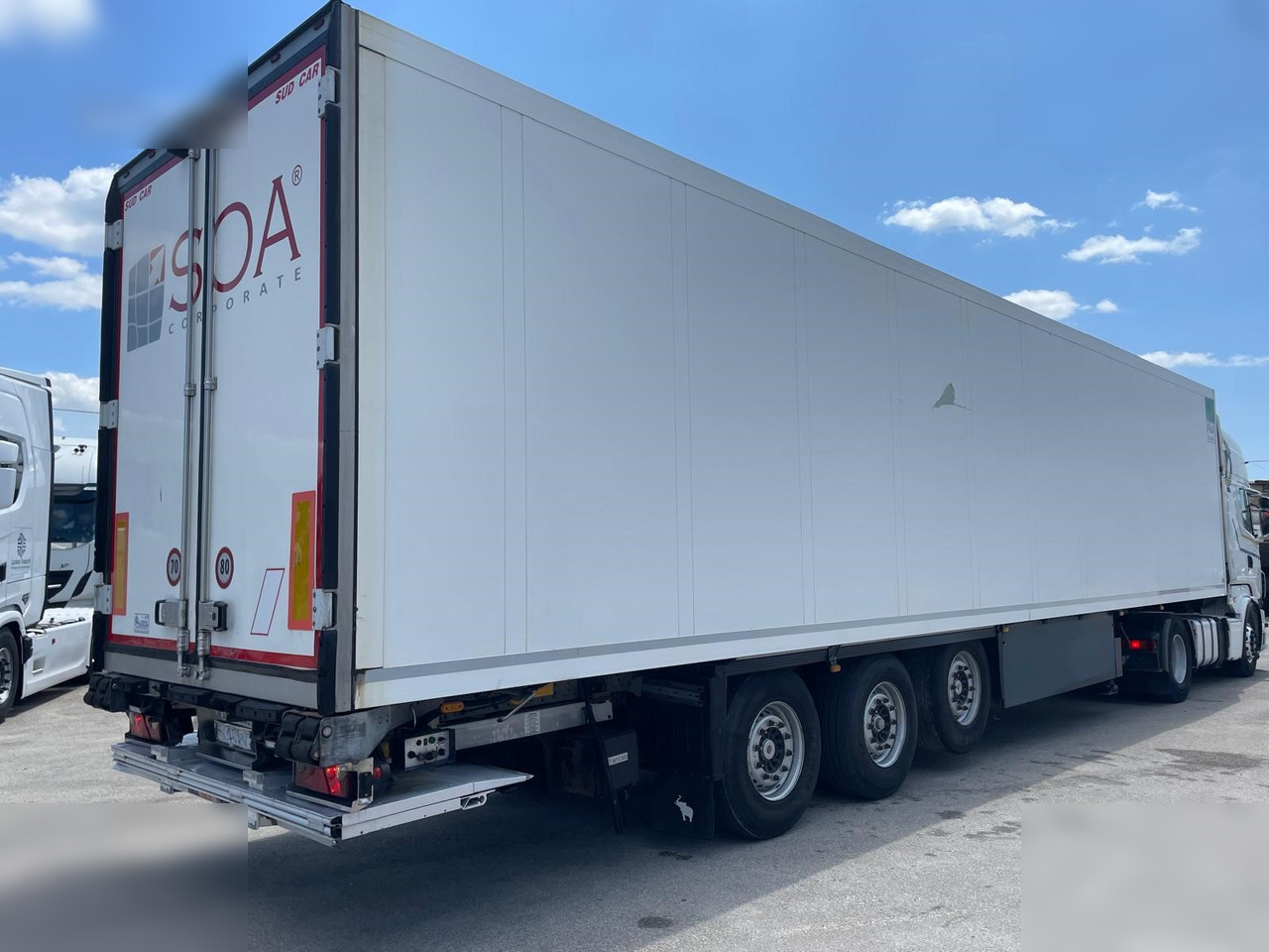 SCHMITZ - Semi-trailer berpendingin: gambar 4 SCHMITZ - Semi-trailer berpendingin: gambar 4