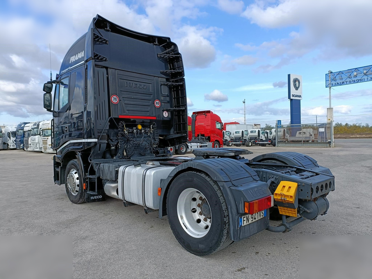 IVECO STRALIS 450 - Tractor head: gambar 3 IVECO STRALIS 450 - Tractor head: gambar 3
