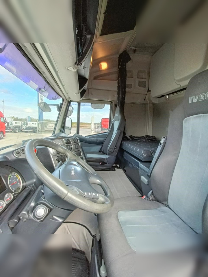 IVECO STRALIS 450 - Tractor head: gambar 4 IVECO STRALIS 450 - Tractor head: gambar 4