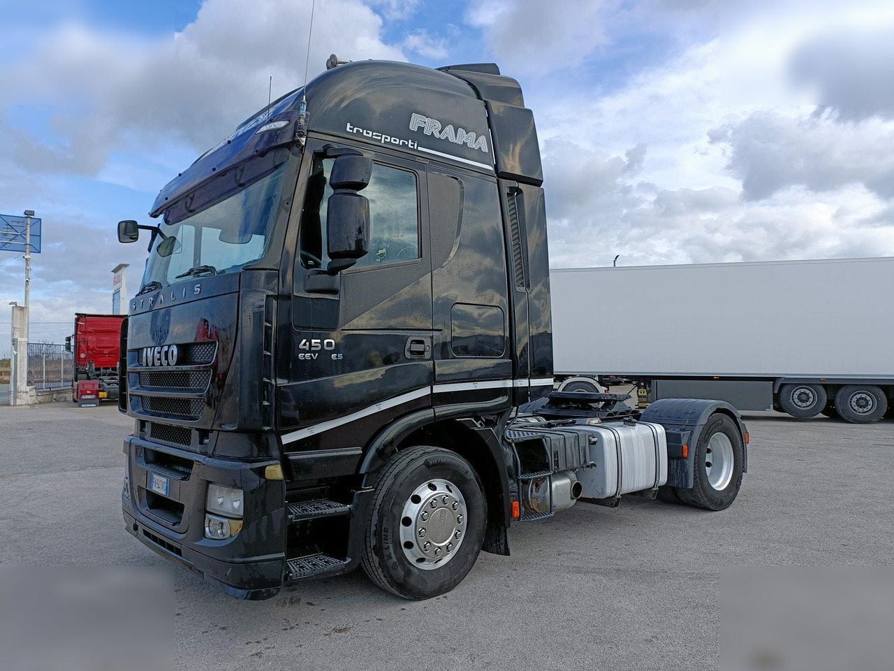 IVECO STRALIS 450 - Tractor head: gambar 1 IVECO STRALIS 450 - Tractor head: gambar 1