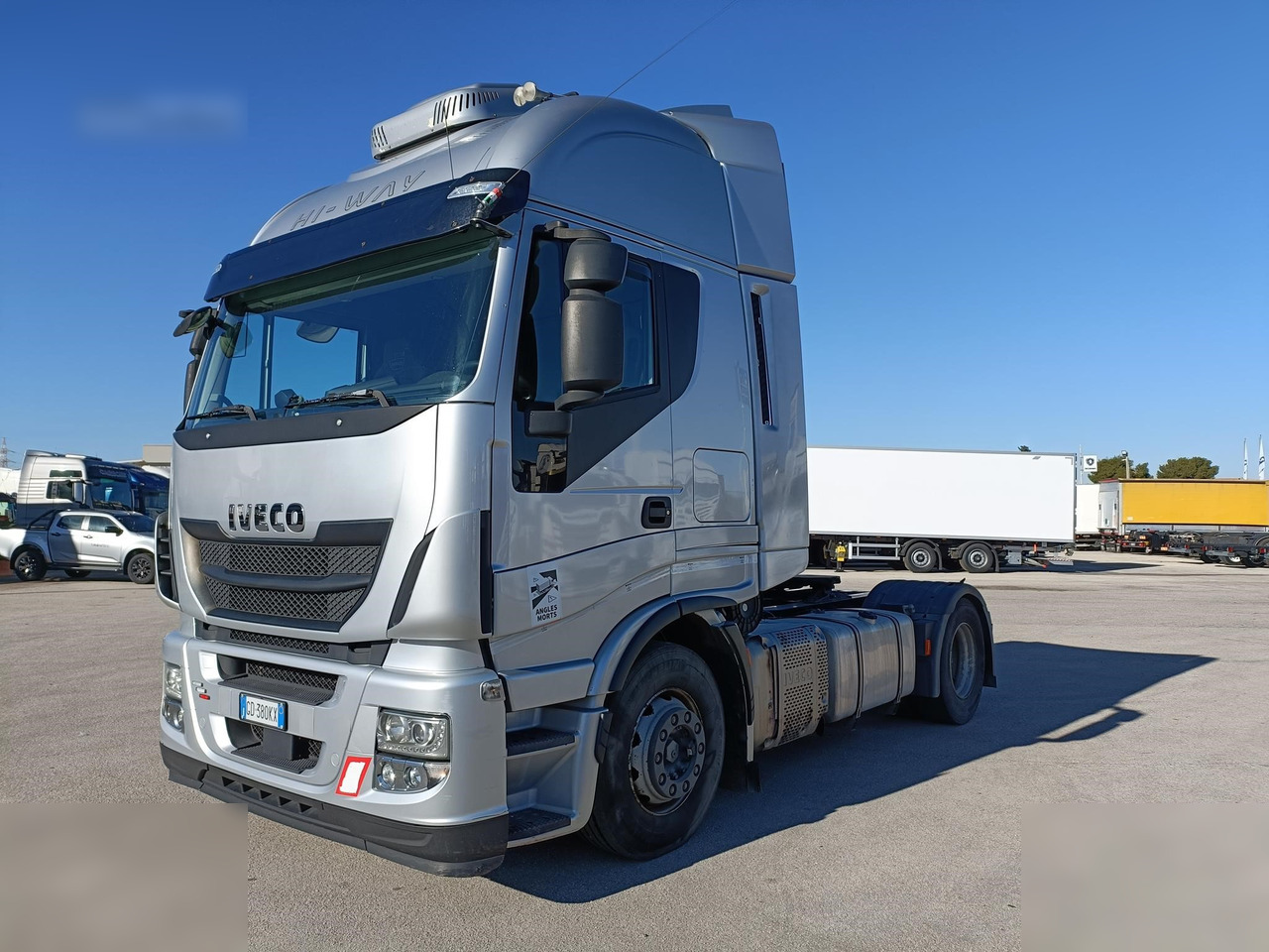 IVECO STRALIS 480 - Tractor head: gambar 2 IVECO STRALIS 480 - Tractor head: gambar 2