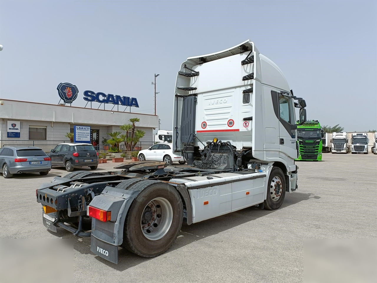 IVECO STRALIS 500 - Tractor head: gambar 3 IVECO STRALIS 500 - Tractor head: gambar 3