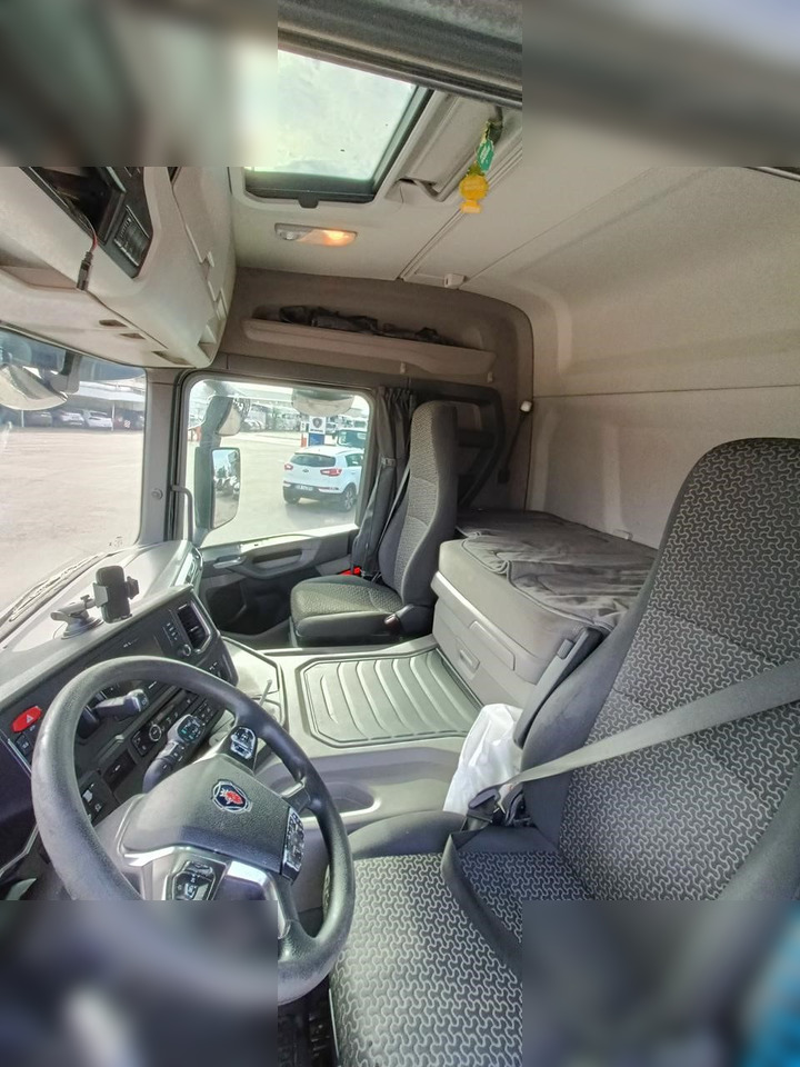 SCANIA P450 - Tractor head: gambar 5 SCANIA P450 - Tractor head: gambar 5