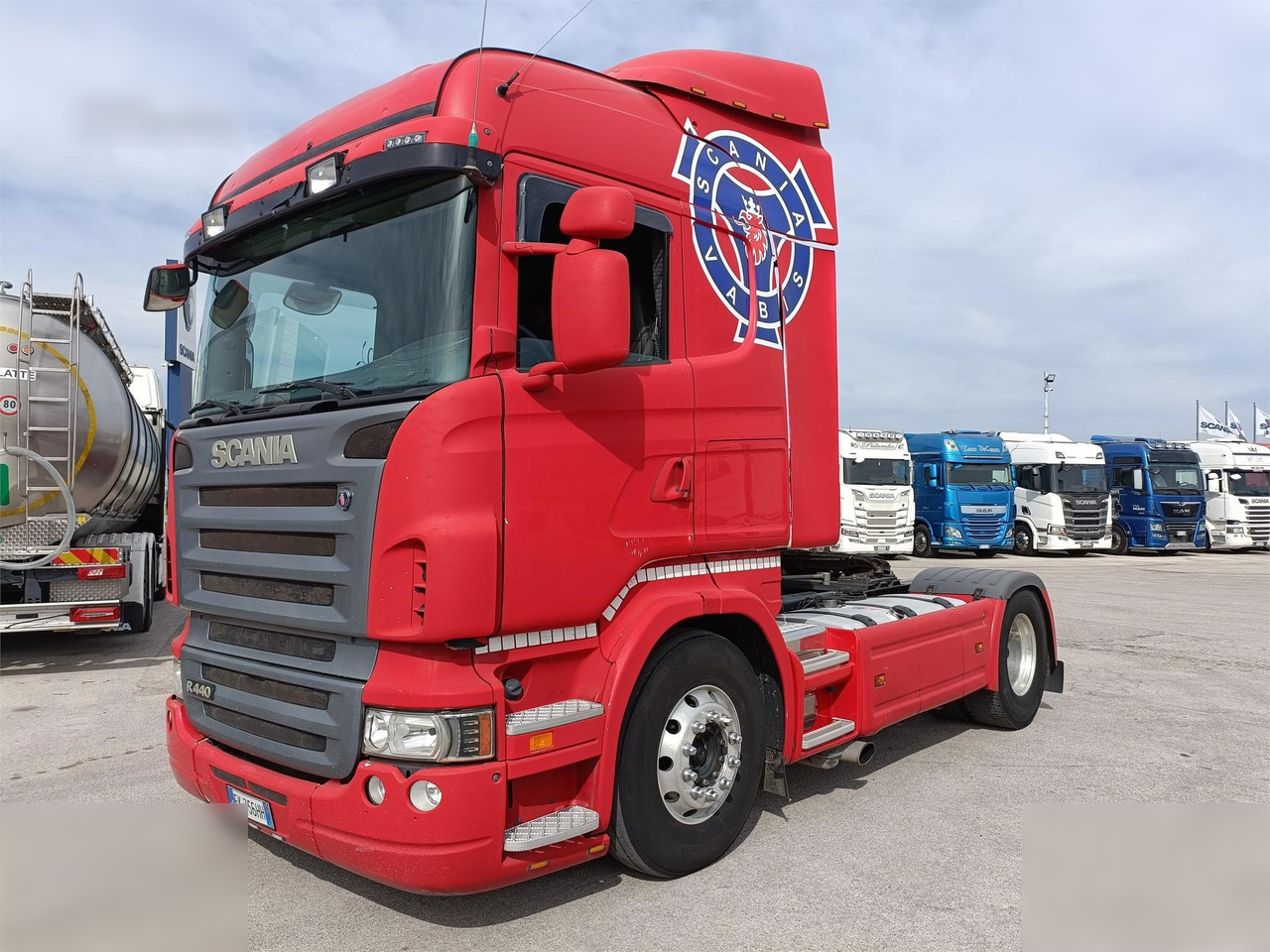 SCANIA R440 - Tractor head: gambar 1 SCANIA R440 - Tractor head: gambar 1