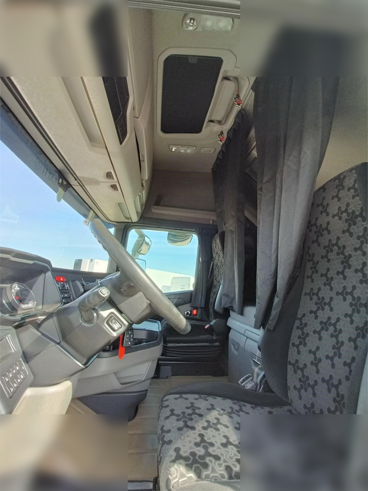 SCANIA S500 - Tractor head: gambar 5 SCANIA S500 - Tractor head: gambar 5