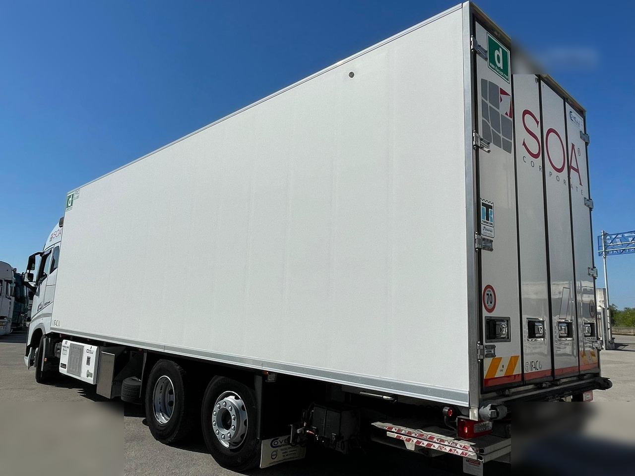 VOLVO FH500 - Truk berpendingin: gambar 5 VOLVO FH500 - Truk berpendingin: gambar 5