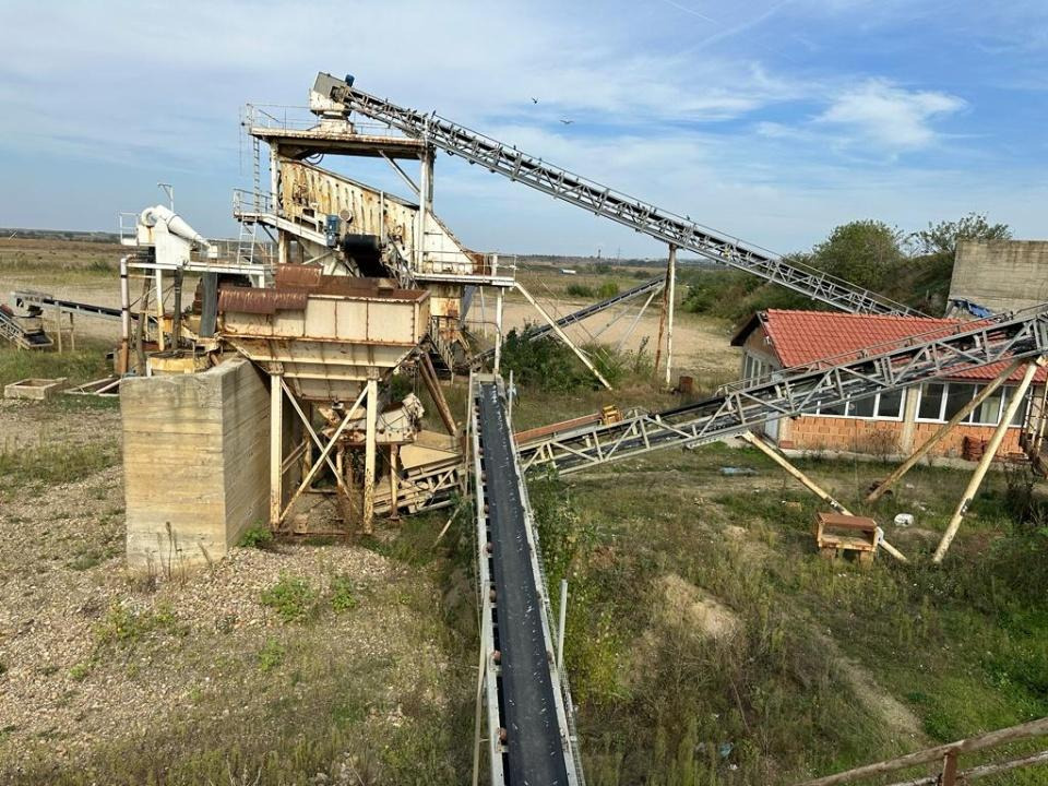 Metso 300 t kieswaschanlage und Splitt Anlage - Peralatan konstruksi: gambar 1 Metso 300 t kieswaschanlage und Splitt Anlage - Peralatan konstruksi: gambar 1
