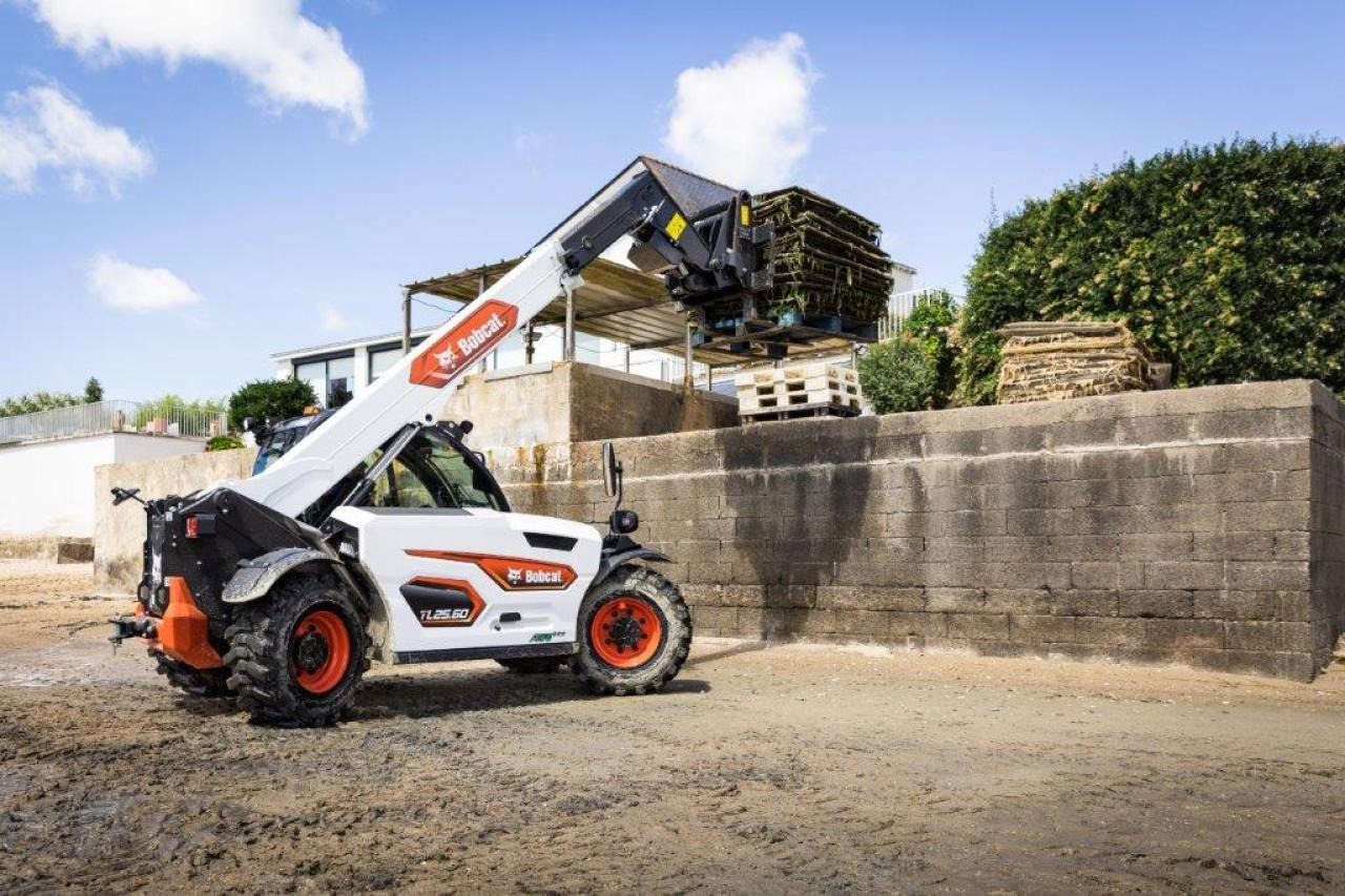 Bobcat TL25-60 Agri 1 6 Jahre 0% - Telehandler: gambar 1 Bobcat TL25-60 Agri 1 6 Jahre 0% - Telehandler: gambar 1