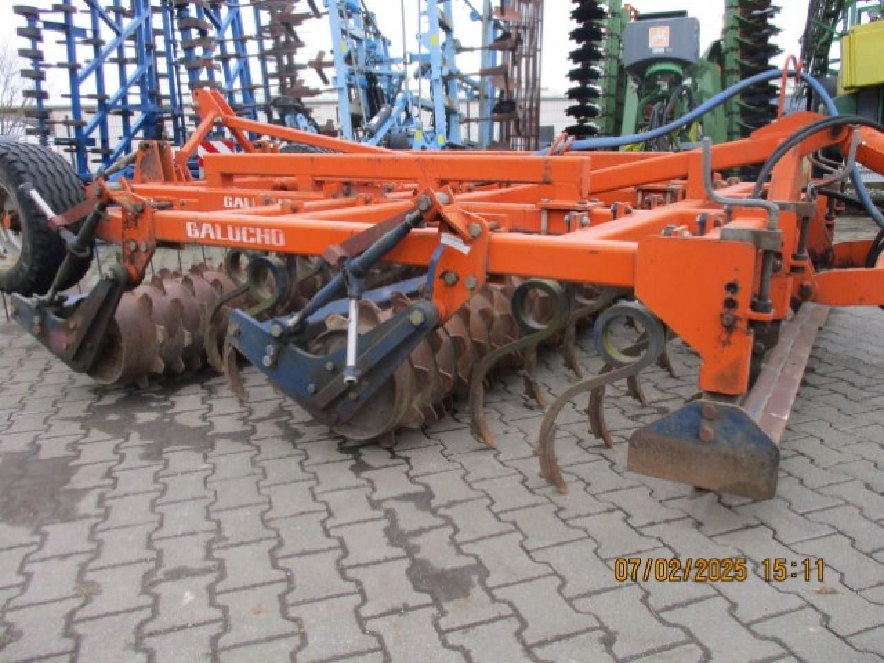 Galucho TMR 300 - Petani: gambar 5 Galucho TMR 300 - Petani: gambar 5