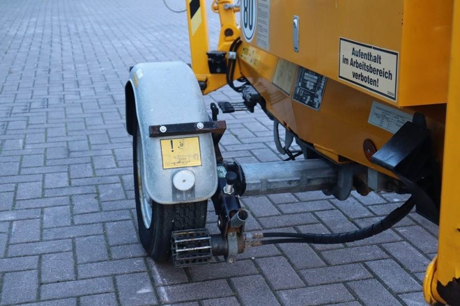 Denka-Lift JR12 Electric, 12m Working Height, 6.7m Reach, 120 - Lift boom yang dapat ditarik: gambar 3 Denka-Lift JR12 Electric, 12m Working Height, 6.7m Reach, 120 - Lift boom yang dapat ditarik: gambar 3