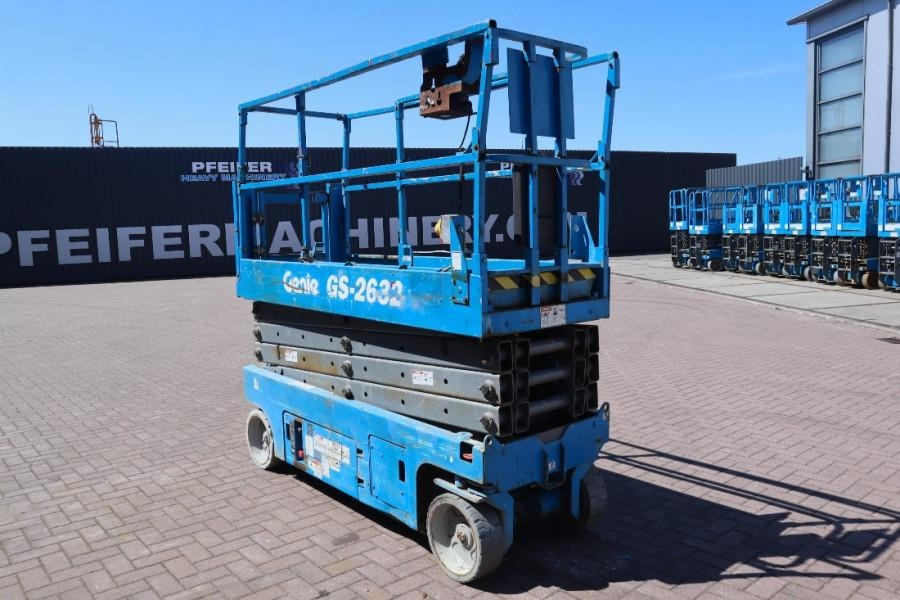 Genie GS2632 Electric, Working Height 10m, 227kg Capacit - Scissor lifts: gambar 3 Genie GS2632 Electric, Working Height 10m, 227kg Capacit - Scissor lifts: gambar 3