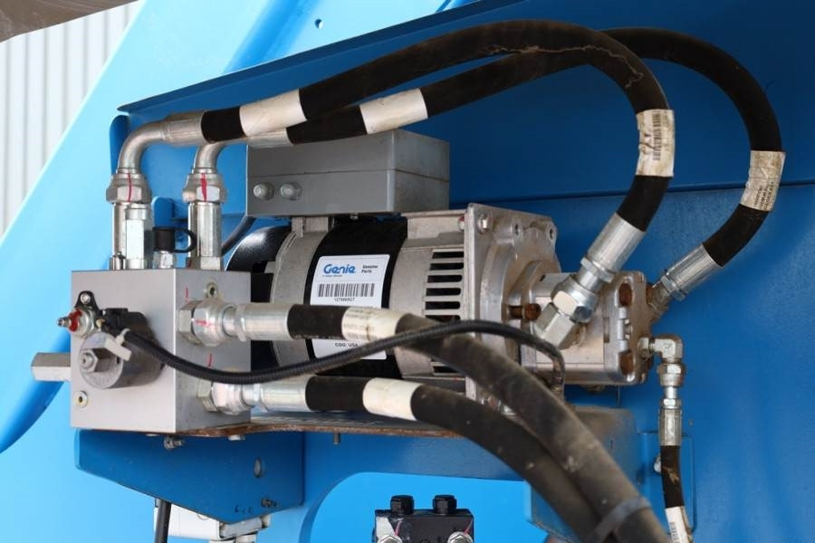 Boom teleskopik Genie S65XC Guarantee! Diesel, 4x4 Drive, 21.8m Working: gambar 14