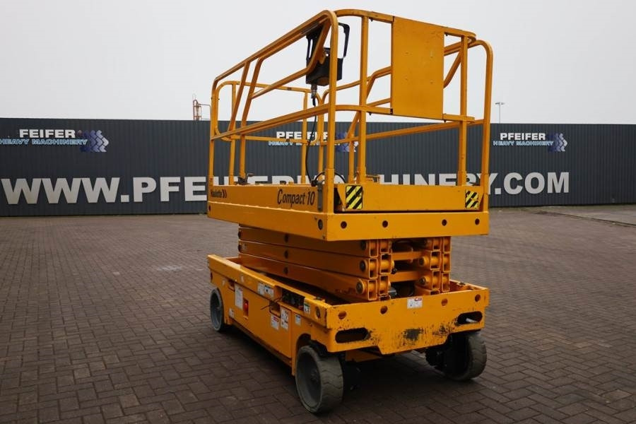Haulotte Compact 10 Electric, 10.2m Working Height, 450kg C - Scissor lifts: gambar 2 Haulotte Compact 10 Electric, 10.2m Working Height, 450kg C - Scissor lifts: gambar 2