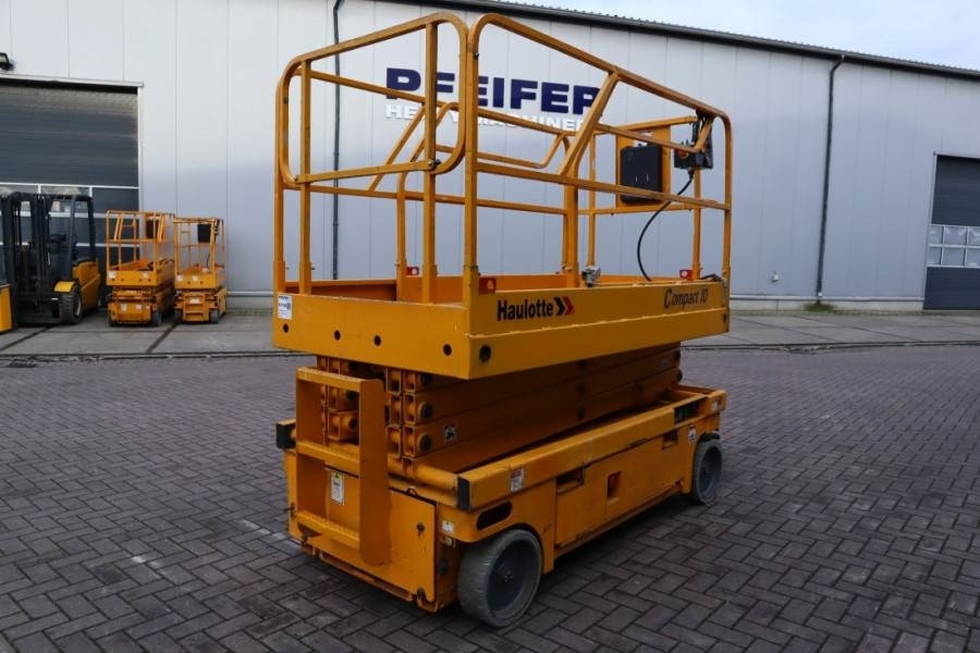 Haulotte Compact 10 Electric, 10m Working Height, 450kg Cap - Scissor lifts: gambar 2 Haulotte Compact 10 Electric, 10m Working Height, 450kg Cap - Scissor lifts: gambar 2