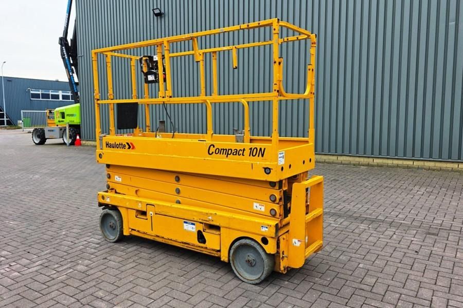 Haulotte Compact 10N Electric, Batteries(03-2025) 10m Work - Scissor lifts: gambar 4 Haulotte Compact 10N Electric, Batteries(03-2025) 10m Work - Scissor lifts: gambar 4