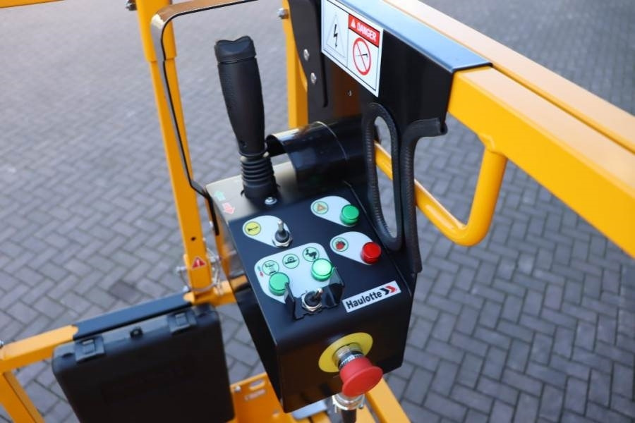 Haulotte Compact 10N Valid Inspection, *Guarantee! 10m Work - Scissor lifts: gambar 5 Haulotte Compact 10N Valid Inspection, *Guarantee! 10m Work - Scissor lifts: gambar 5