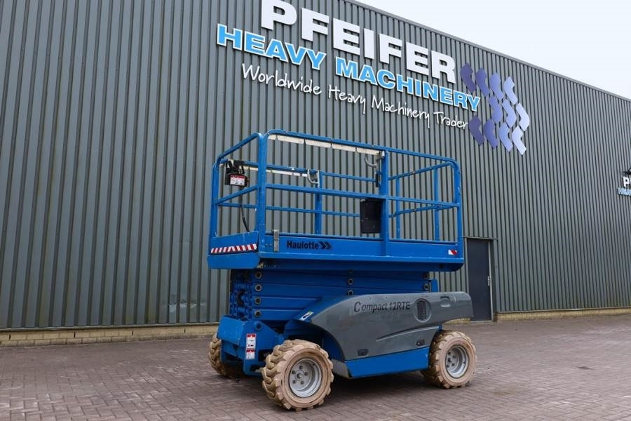 Haulotte Compact 12RTE Electric, 12m Working Height, 450kg - Scissor lifts: gambar 1 Haulotte Compact 12RTE Electric, 12m Working Height, 450kg - Scissor lifts: gambar 1