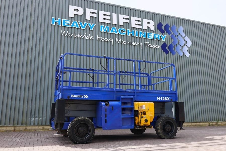 Haulotte H12SX Diesel, 4x4 Drive, 12m Working Height, 700kg - Scissor lifts: gambar 1 Haulotte H12SX Diesel, 4x4 Drive, 12m Working Height, 700kg - Scissor lifts: gambar 1