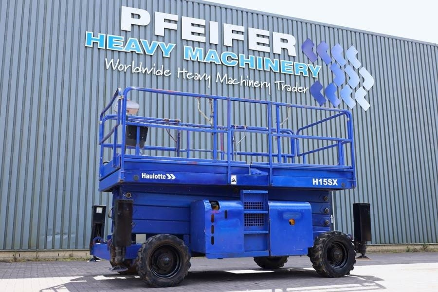 Haulotte H15SX Diesel, 4x4 Drive 15 Working Height, 500kg C - Scissor lifts: gambar 1 Haulotte H15SX Diesel, 4x4 Drive 15 Working Height, 500kg C - Scissor lifts: gambar 1