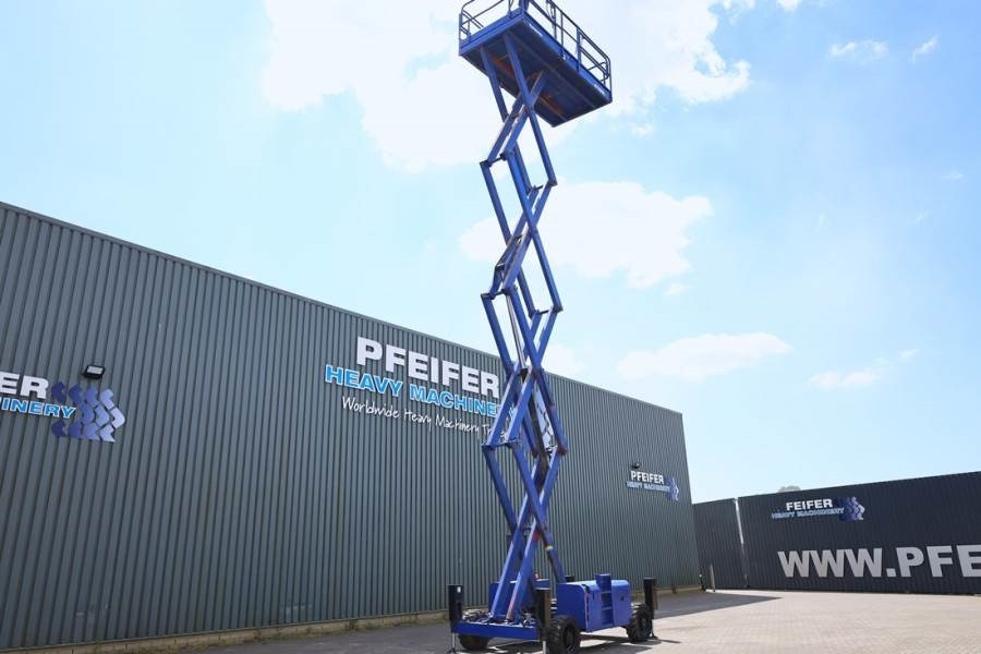 Haulotte H15SX Diesel, 4x4 Drive 15 Working Height, 500kg C - Scissor lifts: gambar 3 Haulotte H15SX Diesel, 4x4 Drive 15 Working Height, 500kg C - Scissor lifts: gambar 3