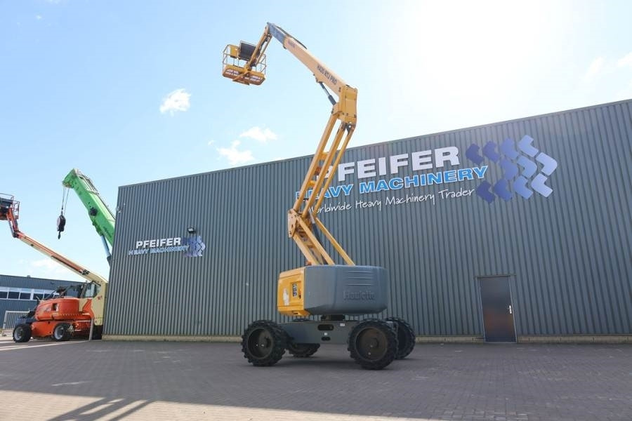 Haulotte HA20RTJ Pro Diesel, 20.6 m Working Height, 12.2 m - Boom artikulasi: gambar 3 Haulotte HA20RTJ Pro Diesel, 20.6 m Working Height, 12.2 m - Boom artikulasi: gambar 3