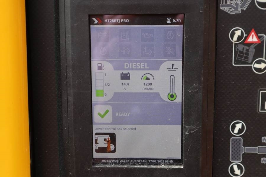 Haulotte HT28RTJ Pro Guarantee! 4x4x4 Drive, 28 m Working H - Boom teleskopik: gambar 5 Haulotte HT28RTJ Pro Guarantee! 4x4x4 Drive, 28 m Working H - Boom teleskopik: gambar 5