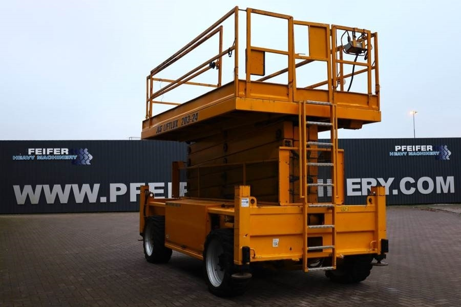 JLG 203-24 Diesel, 4x4 Drive, 22.3m Working Height, 75 - Scissor lifts: gambar 4 JLG 203-24 Diesel, 4x4 Drive, 22.3m Working Height, 75 - Scissor lifts: gambar 4