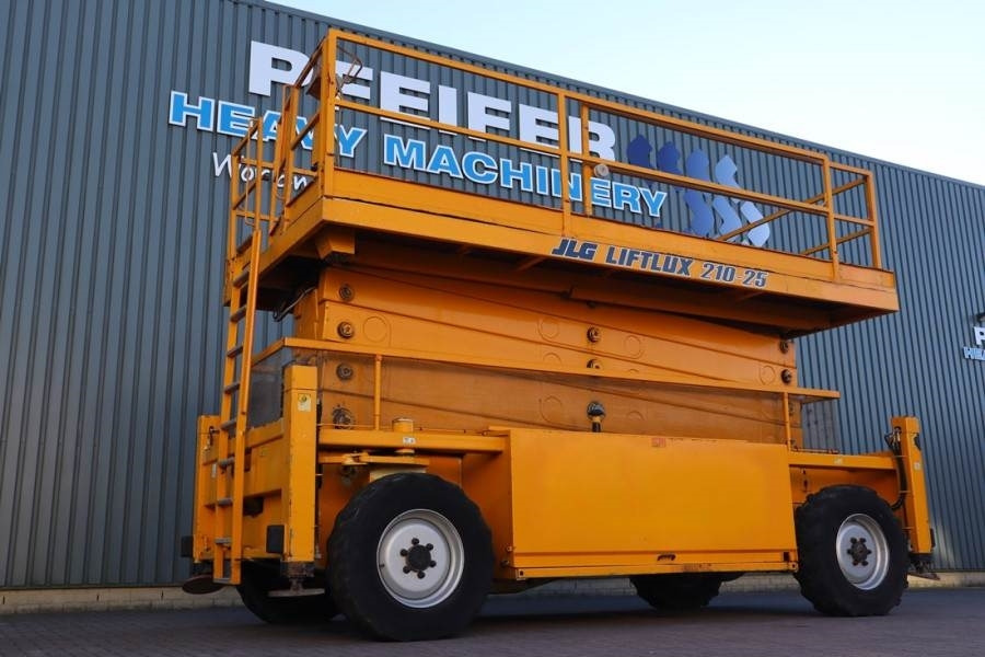 JLG 210-25 Diesel, 4x4 Drive, 23m Working Height, 1000 - Scissor lifts: gambar 1 JLG 210-25 Diesel, 4x4 Drive, 23m Working Height, 1000 - Scissor lifts: gambar 1