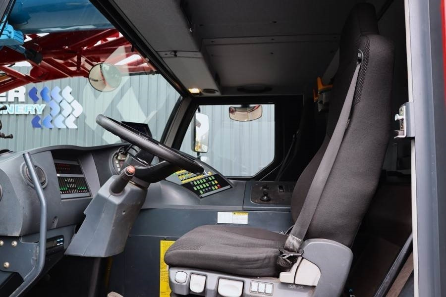 Liebherr LTM1070-4.2 Dutch Vehicle Registration, Valid Insp - Derek semua medan: gambar 4 Liebherr LTM1070-4.2 Dutch Vehicle Registration, Valid Insp - Derek semua medan: gambar 4