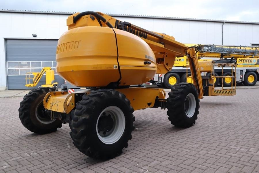 Manitou 160ATJ Diesel, 4x4x4 Drive, 16m Working Height, 8. - Boom artikulasi: gambar 2 Manitou 160ATJ Diesel, 4x4x4 Drive, 16m Working Height, 8. - Boom artikulasi: gambar 2