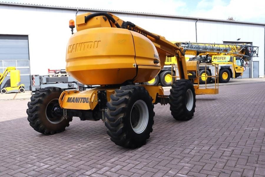 Manitou 160ATJ Diesel, 4x4x4 Drive, 16m Working Height, 8. - Boom artikulasi: gambar 2 Manitou 160ATJ Diesel, 4x4x4 Drive, 16m Working Height, 8. - Boom artikulasi: gambar 2