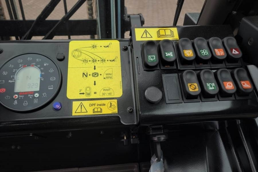 Forklift medan kasar Manitou M30-4 Valid inspection, *Guarantee, Diesel, 4x4 Dr: gambar 15 Forklift medan kasar Manitou M30-4 Valid inspection, *Guarantee, Diesel, 4x4 Dr: gambar 15