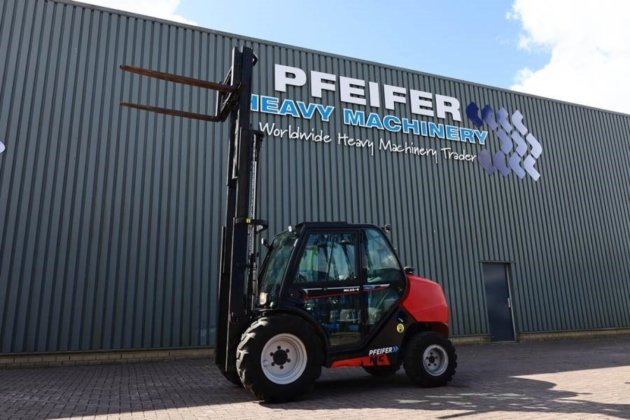 Manitou MC25-4 Valid Inspection, *Guarantee, Diesel, 4x4 D - Forklift medan kasar: gambar 3 Manitou MC25-4 Valid Inspection, *Guarantee, Diesel, 4x4 D - Forklift medan kasar: gambar 3