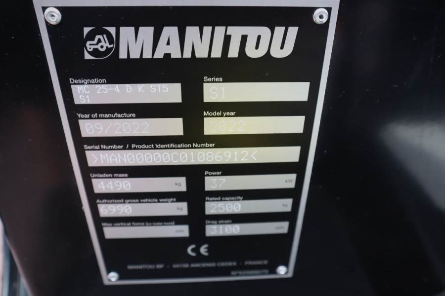 Manitou MC25-4 Valid Inspection, *Guarantee, Diesel, 4x4 D - Forklift medan kasar: gambar 5 Manitou MC25-4 Valid Inspection, *Guarantee, Diesel, 4x4 D - Forklift medan kasar: gambar 5