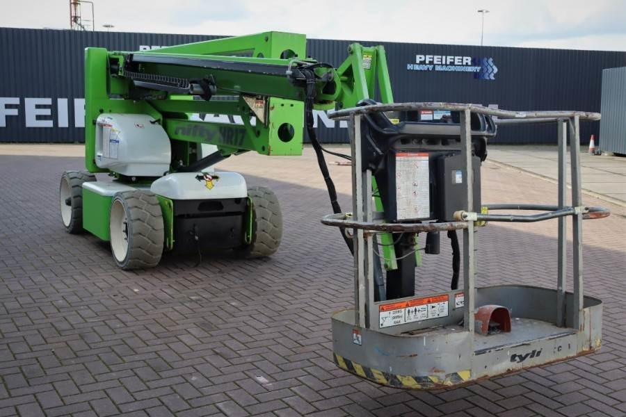 Niftylift HR17NDE HYBRIDE Hybrid Battery & Diesel, 17m Worki - Boom artikulasi: gambar 2 Niftylift HR17NDE HYBRIDE Hybrid Battery & Diesel, 17m Worki - Boom artikulasi: gambar 2