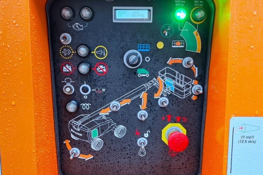 Snorkel 660SJ Valid Inspection, *Guarantee! CE, Diesel, 4x - Boom teleskopik: gambar 5 Snorkel 660SJ Valid Inspection, *Guarantee! CE, Diesel, 4x - Boom teleskopik: gambar 5