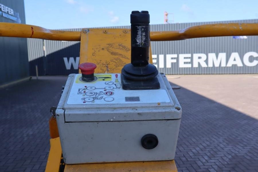 Snorkel A38E Electric, 13.5m Working Height, 6.1m Reach, 2 - Boom artikulasi: gambar 4 Snorkel A38E Electric, 13.5m Working Height, 6.1m Reach, 2 - Boom artikulasi: gambar 4
