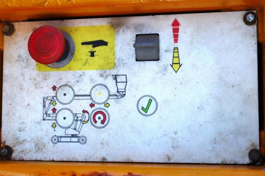 Snorkel A38E Electric, 13.5m Working Height, 6.1m Reach, 2 - Boom artikulasi: gambar 4 Snorkel A38E Electric, 13.5m Working Height, 6.1m Reach, 2 - Boom artikulasi: gambar 4