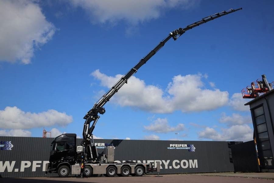 Volvo FH16 10x4 With Cormach 150tm Crane Valid inspectio - Derek semua medan: gambar 3 Volvo FH16 10x4 With Cormach 150tm Crane Valid inspectio - Derek semua medan: gambar 3